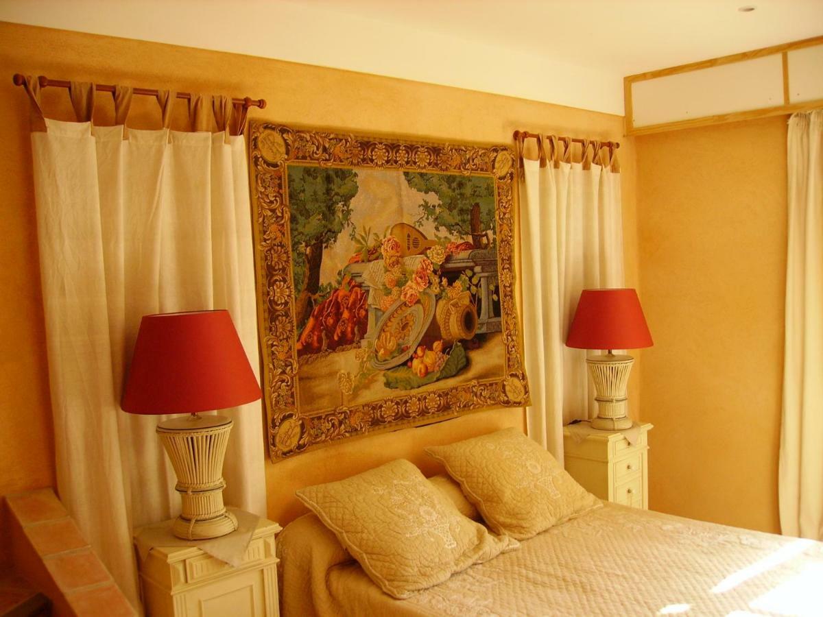 Le Bastidon Saint-Michel Bed and Breakfast Sainte-Maxime Exteriör bild